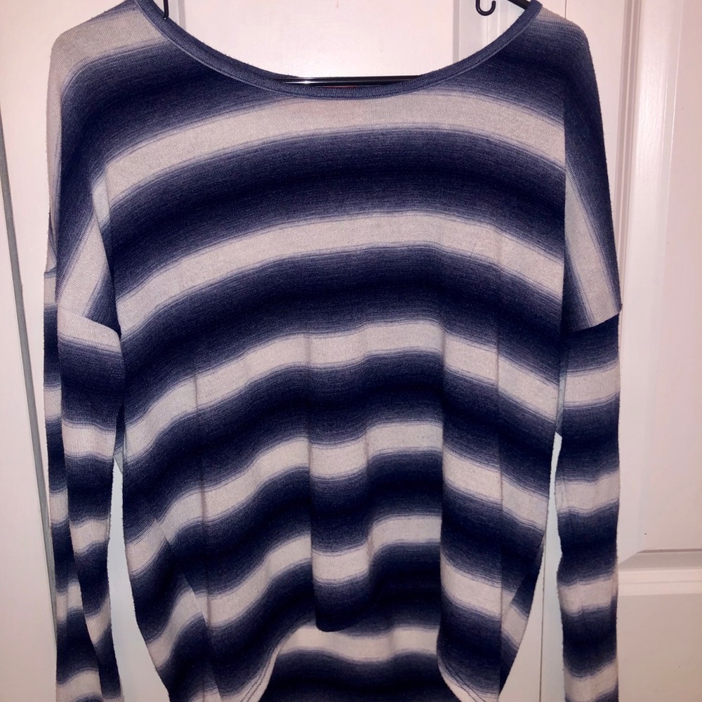 Akira Red Label Navy and White Scoop Neck Sweater